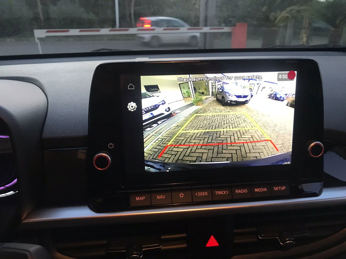 Kia Picanto 1.0 gdi Urban (8)