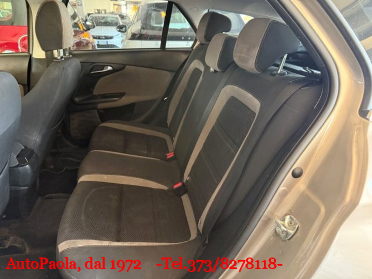 Fiat Tipo Station Wagon Tipo 1.4 SW Lounge (13)