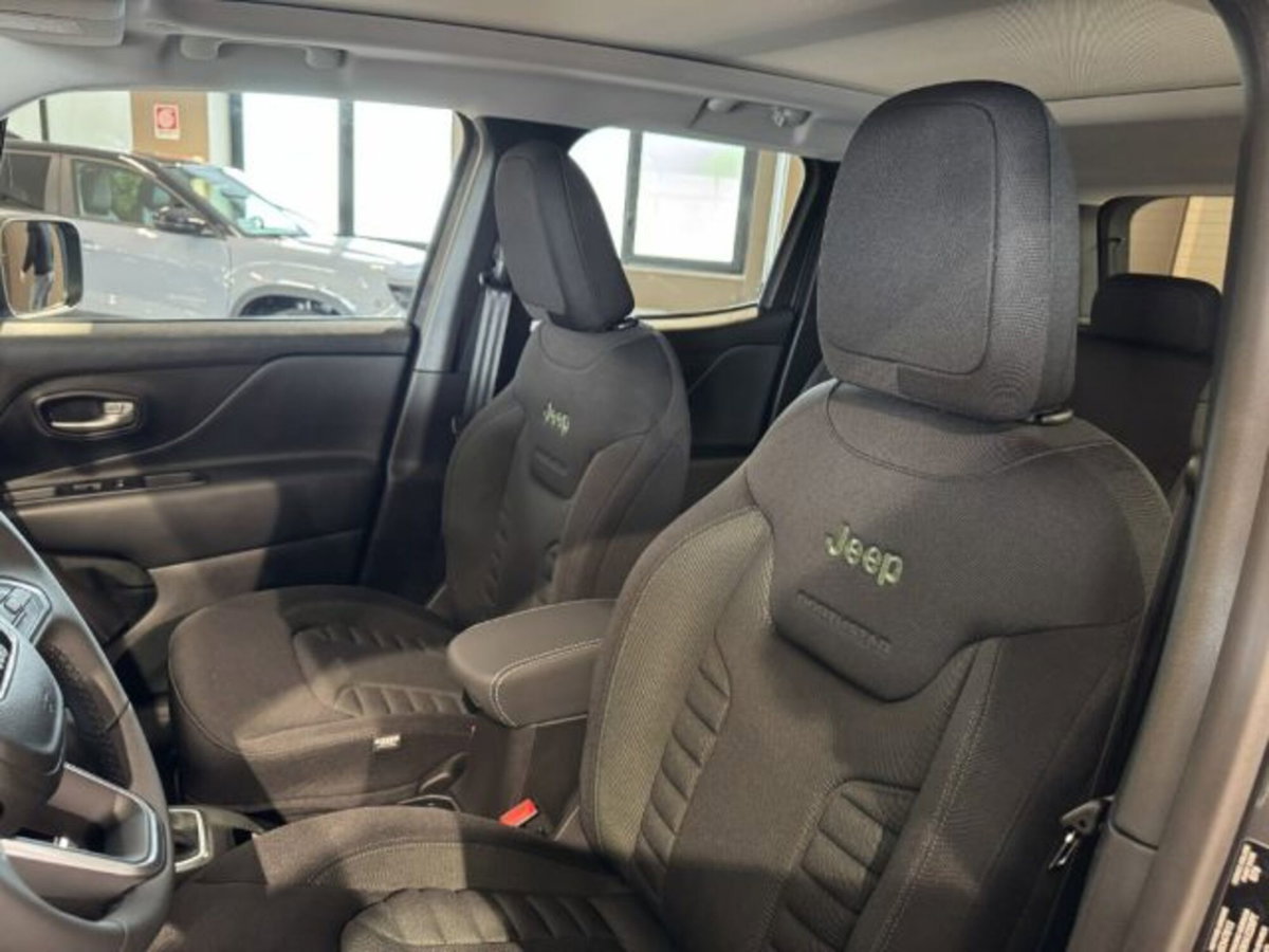 Jeep Renegade 1.5 turbo t4 mhev North Star 2wd dct (6)