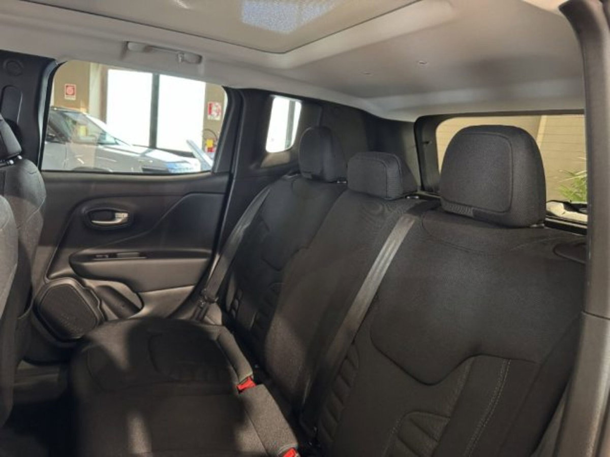 Jeep Renegade 1.5 turbo t4 mhev North Star 2wd dct (9)