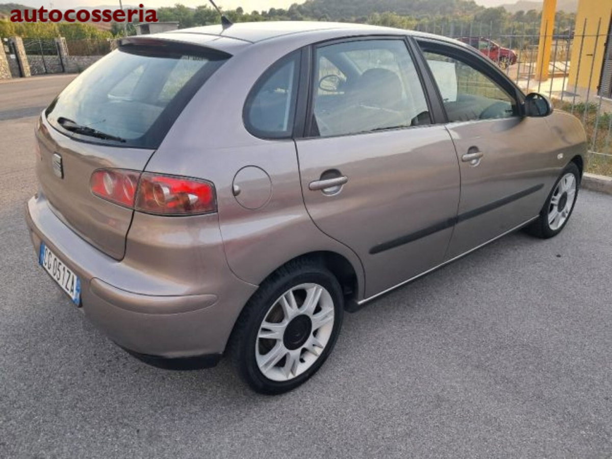 SEAT Ibiza 1.4 cat 5 porte CLX (2)