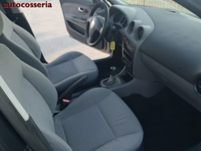 SEAT Ibiza 1.4 cat 5 porte CLX (3)