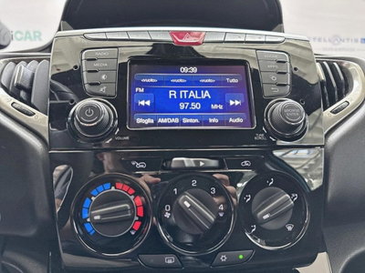 Lancia Ypsilon 1.0 FireFly 5 porte S&S Hybrid Maryne (11)