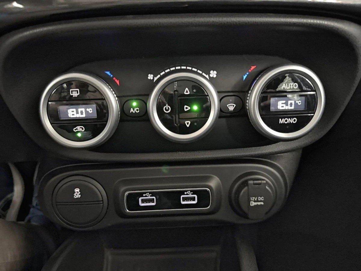Fiat 500L 1.6 Multijet 120 CV Business (11)