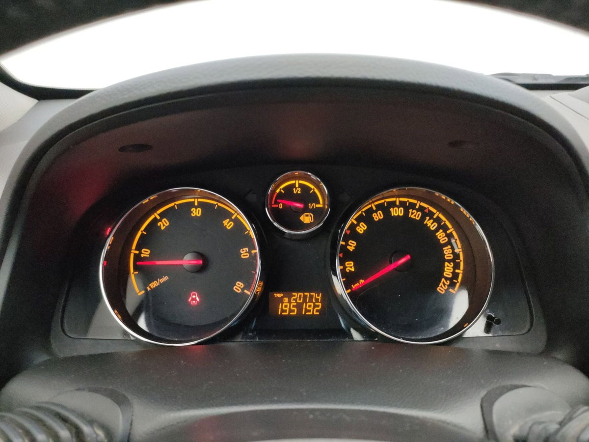Opel Antara 2.2 CDTI 163CV Cosmo (17)