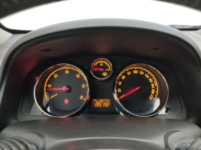 Opel Antara 2.2 CDTI 163CV Cosmo (17)
