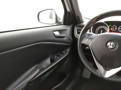 Alfa Romeo Giulietta 2.0 JTDm Exclusive 175cv tct E6 (14)