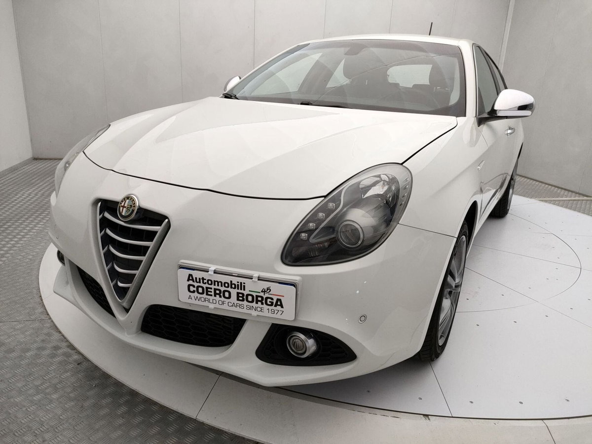 Alfa Romeo Giulietta 2.0 JTDm Exclusive 175cv tct E6 (9)