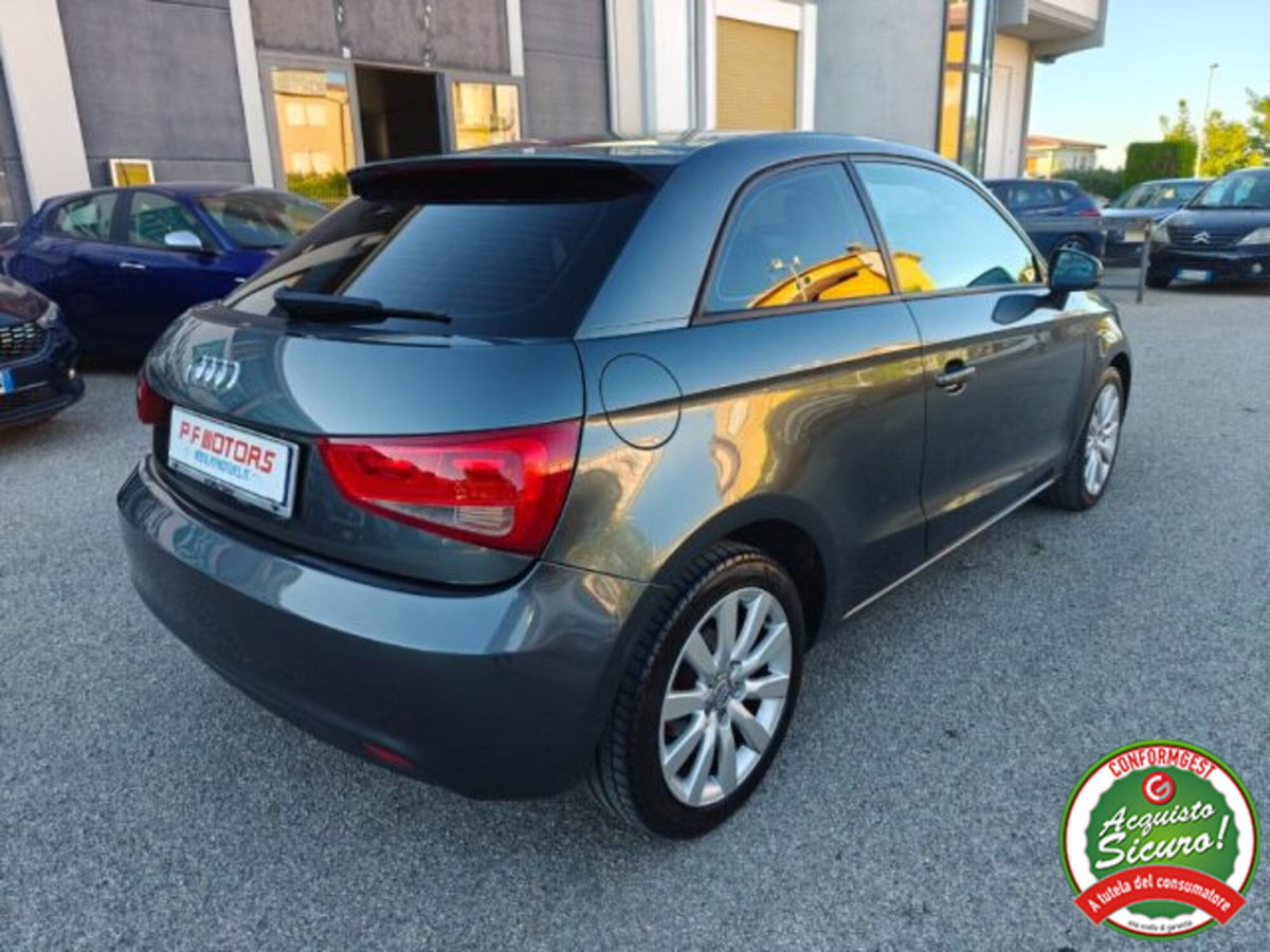 Audi A1 1.2 TFSI Attraction (5)
