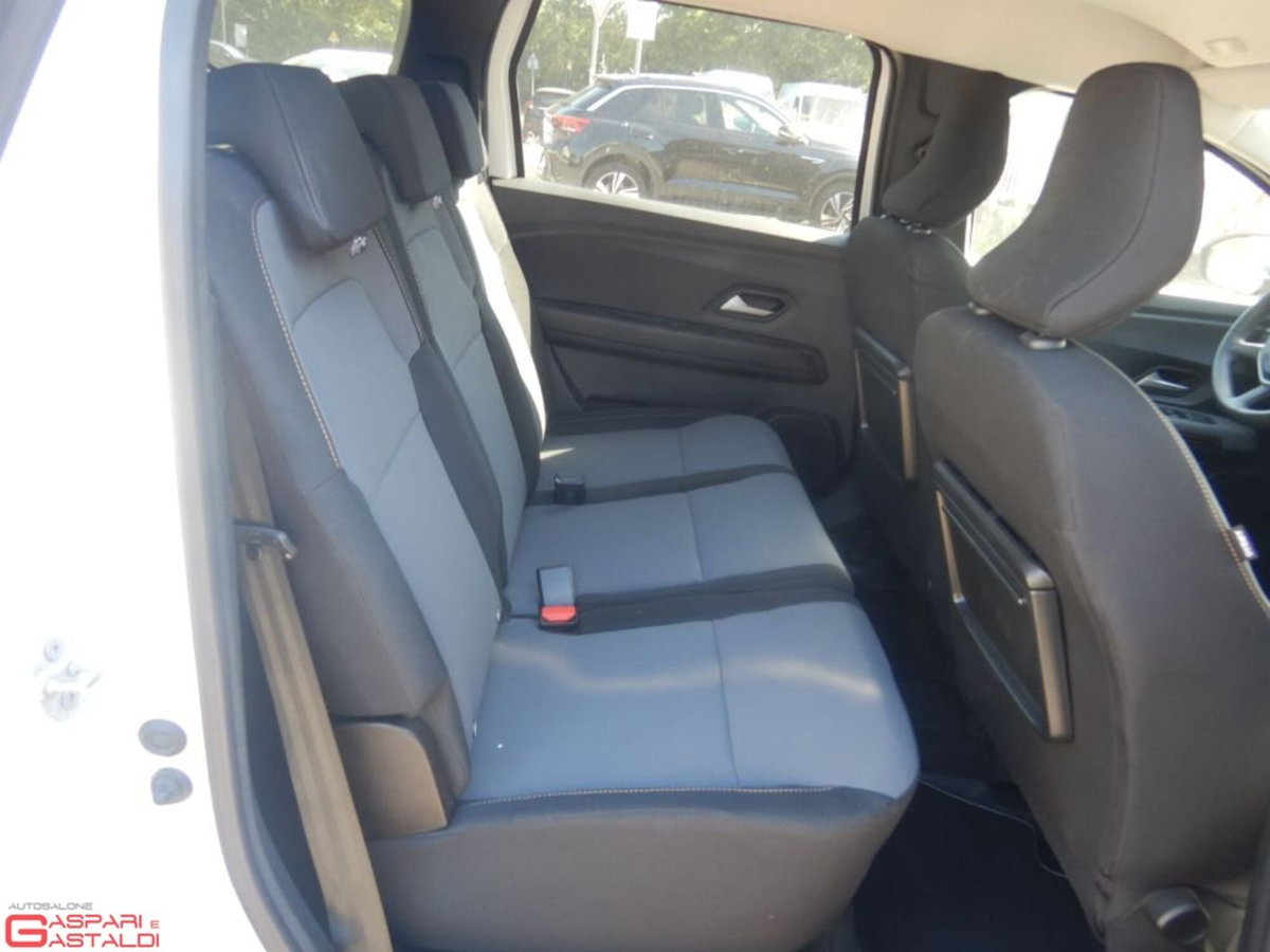 Dacia Jogger 1.0 tce Extreme UP Gpl 100cv (7)