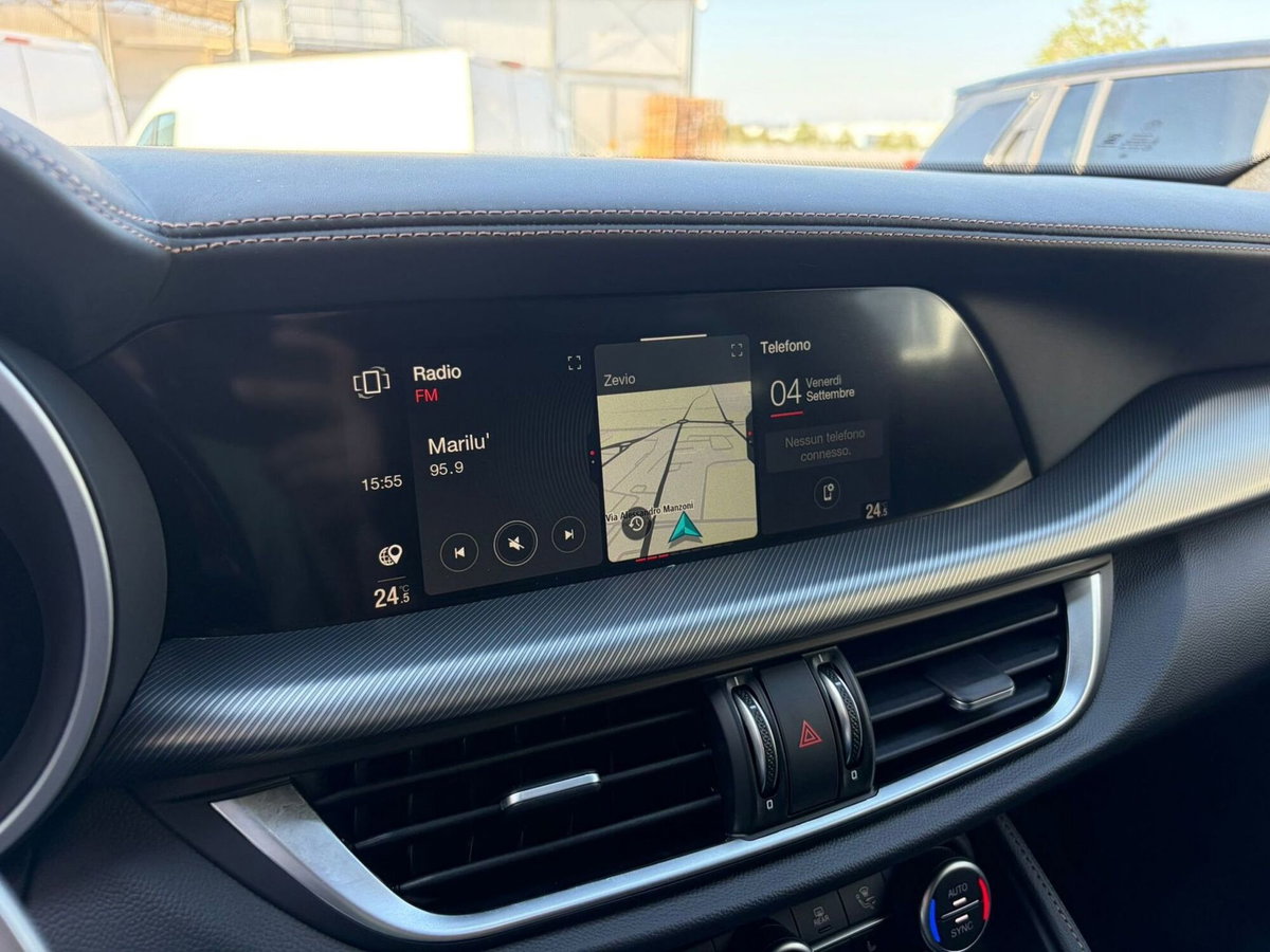 Alfa Romeo Stelvio 2.2 t Intensa Q4 210cv auto (16)