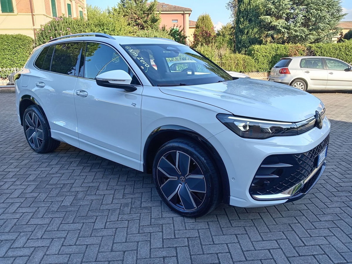 Volkswagen Tiguan 1.5 tsi ehybrid R-Line 204cv dsg (10)