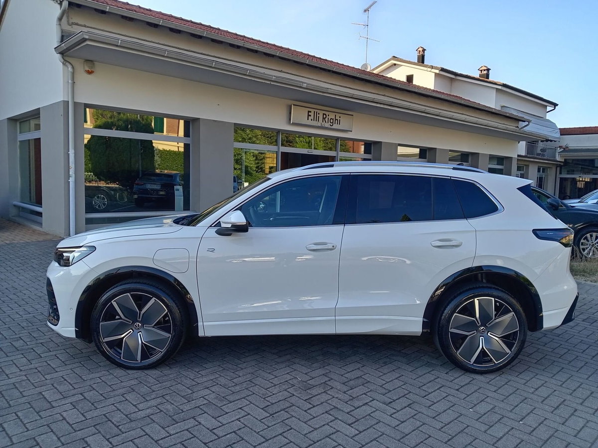 Volkswagen Tiguan 1.5 tsi ehybrid R-Line 204cv dsg (2)