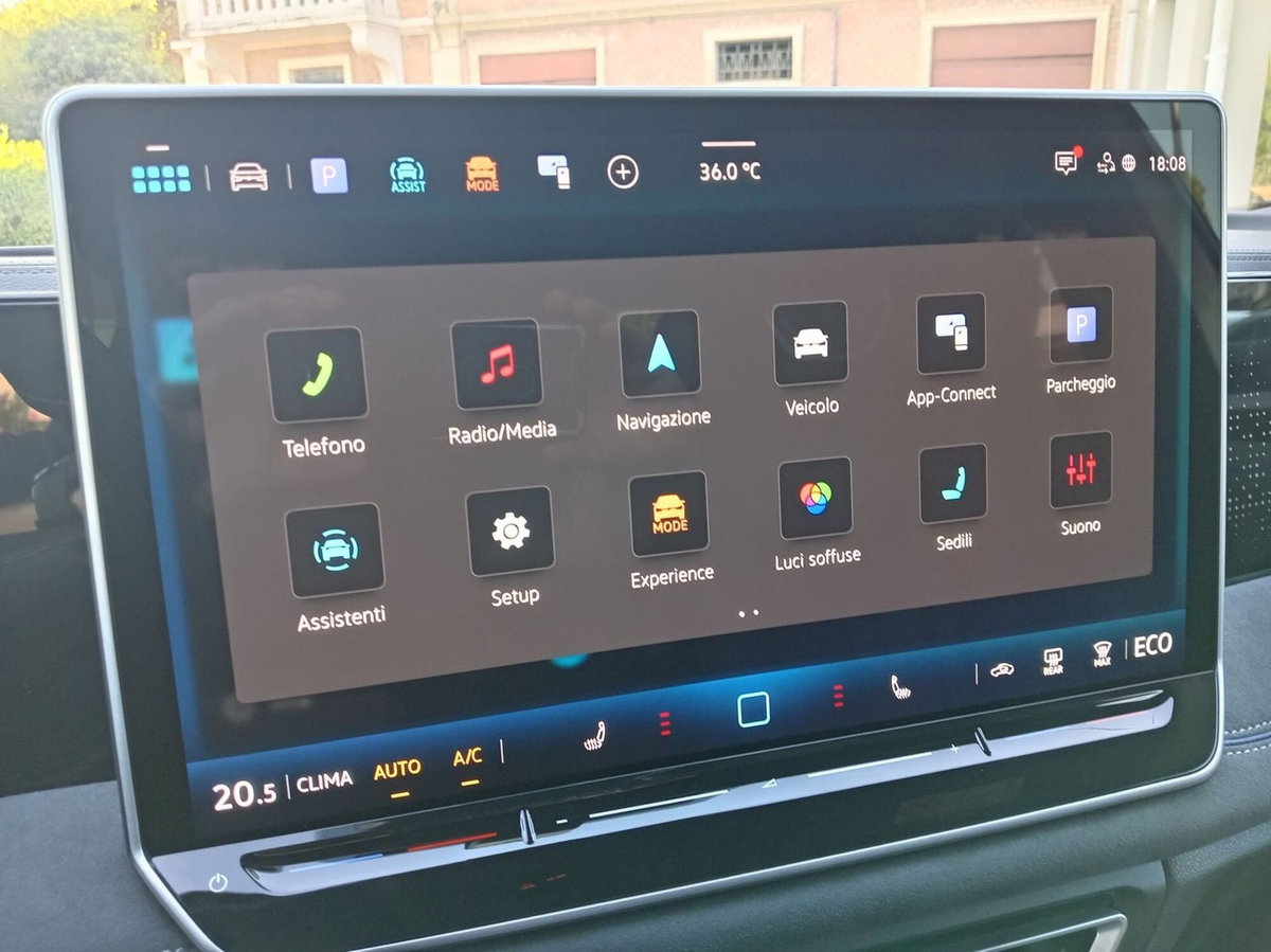 Volkswagen Tiguan 1.5 tsi ehybrid R-Line 204cv dsg (20)