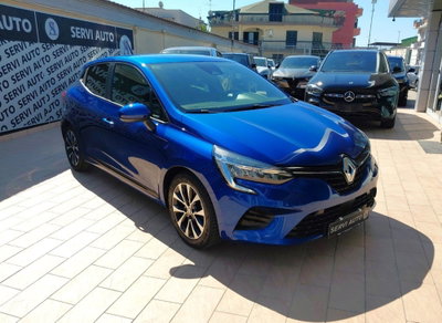 Renault Clio Full Hybrid E-Tech 140 CV 5 porte Intens usata