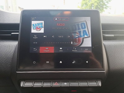 Renault Clio Full Hybrid E-Tech 140 CV 5 porte Intens (14)