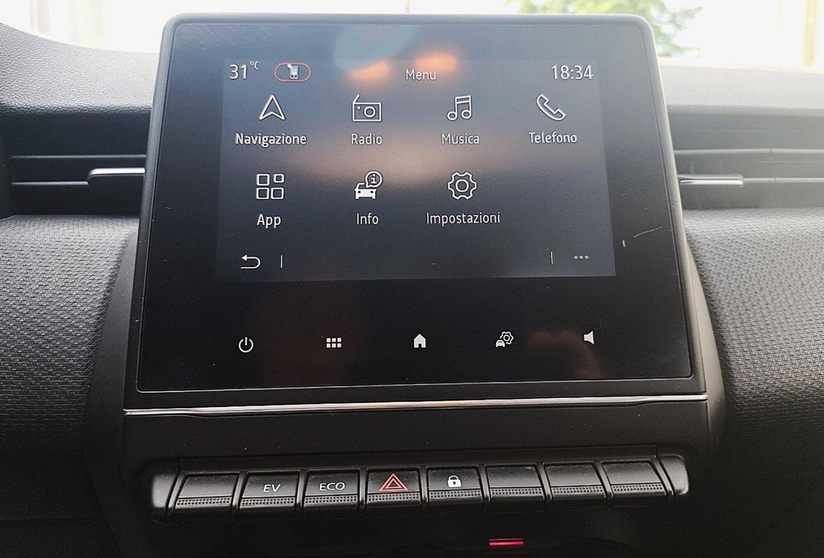 Renault Clio Full Hybrid E-Tech 140 CV 5 porte Intens (18)