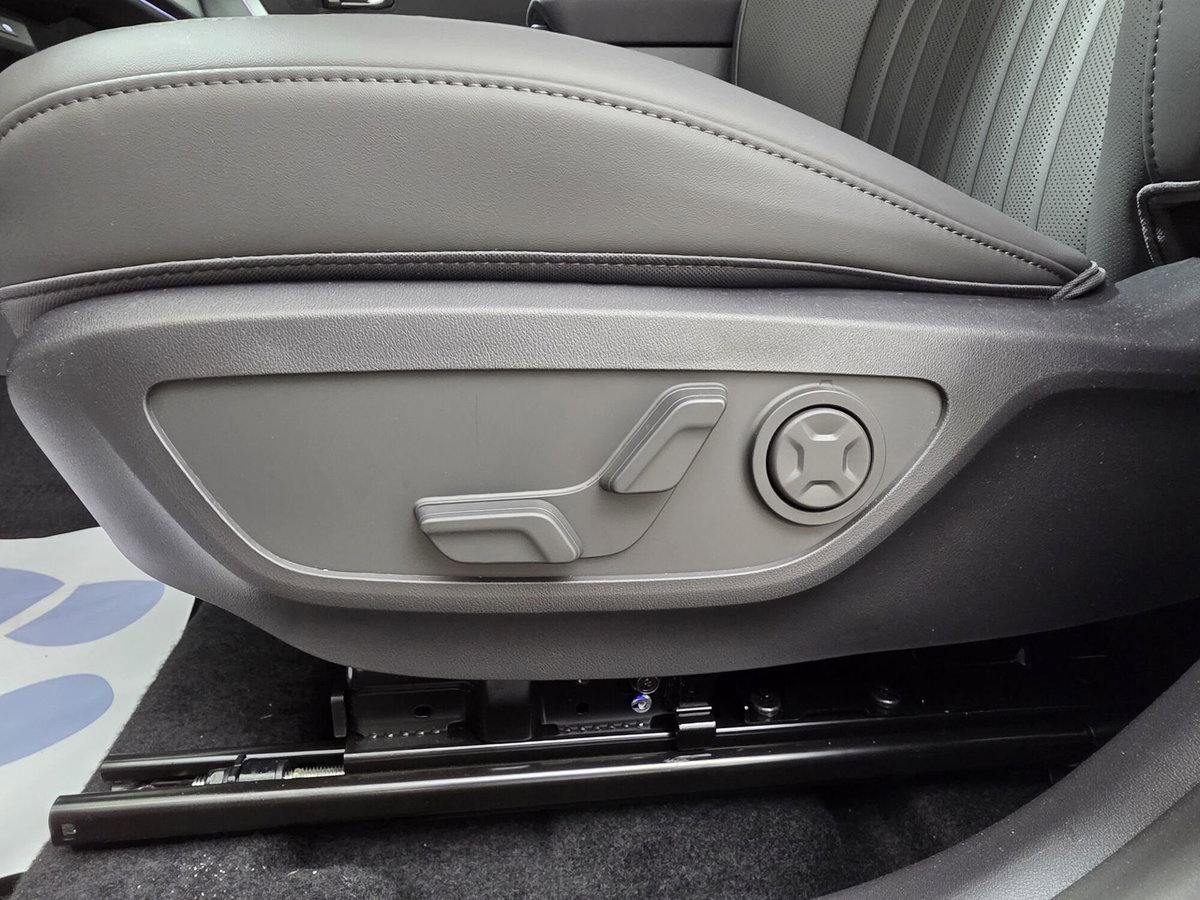 Kia Seltos 1.6 tgdi X-line Techno Pack 4wd dct (13)