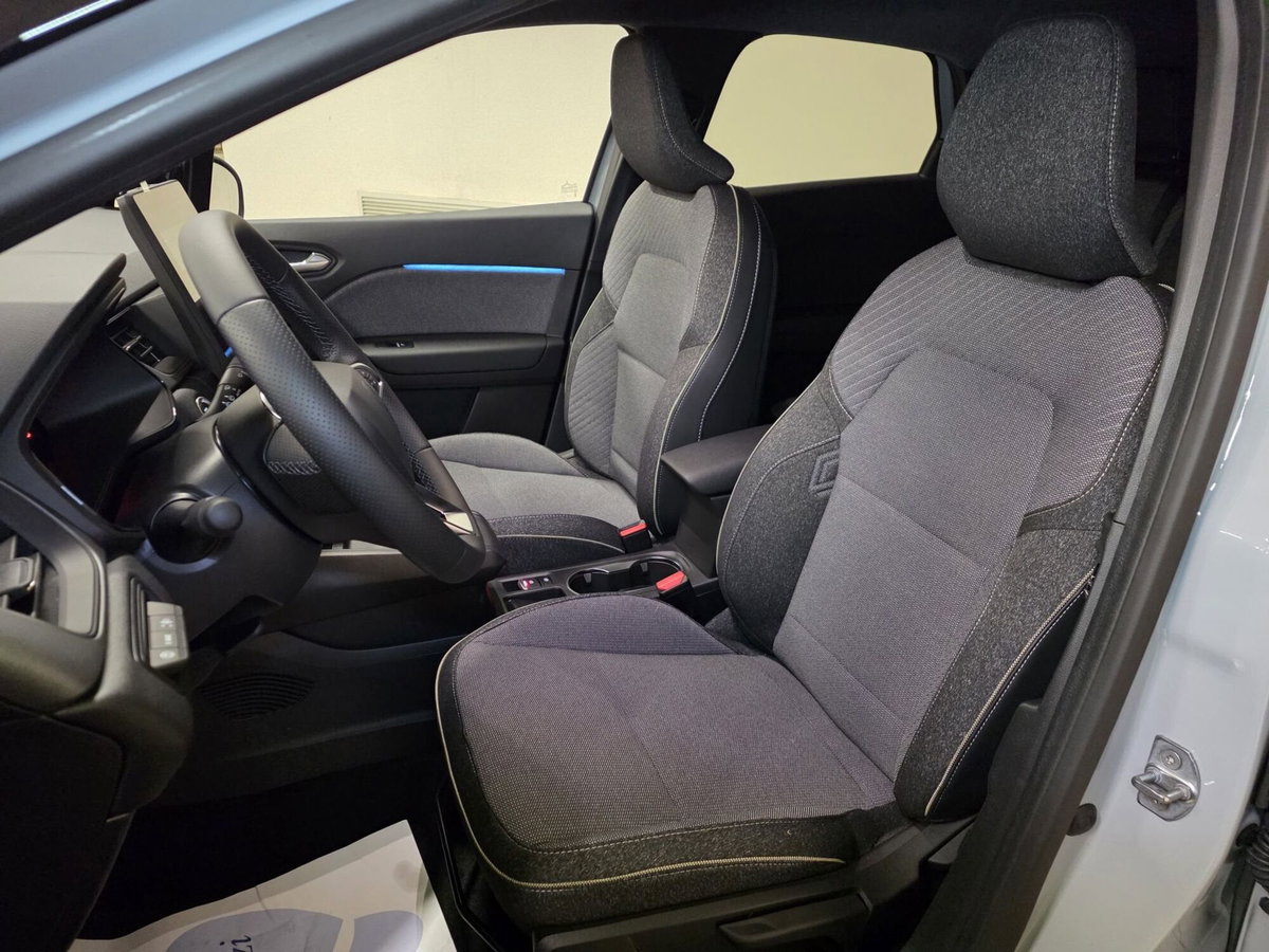 Renault Captur 1.2 eco-g Techno 120cv (10)