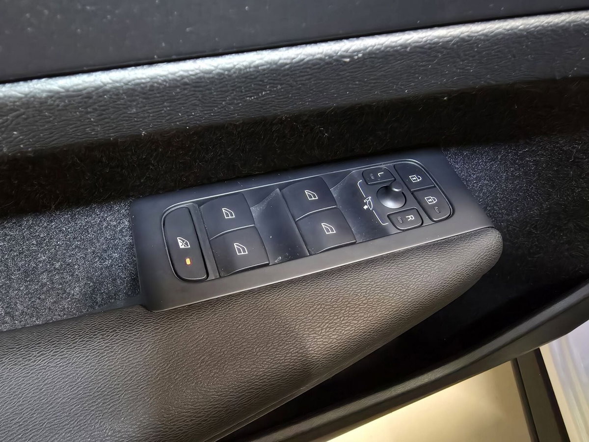 Volvo XC40 T3 Geartronic Momentum Core (11)