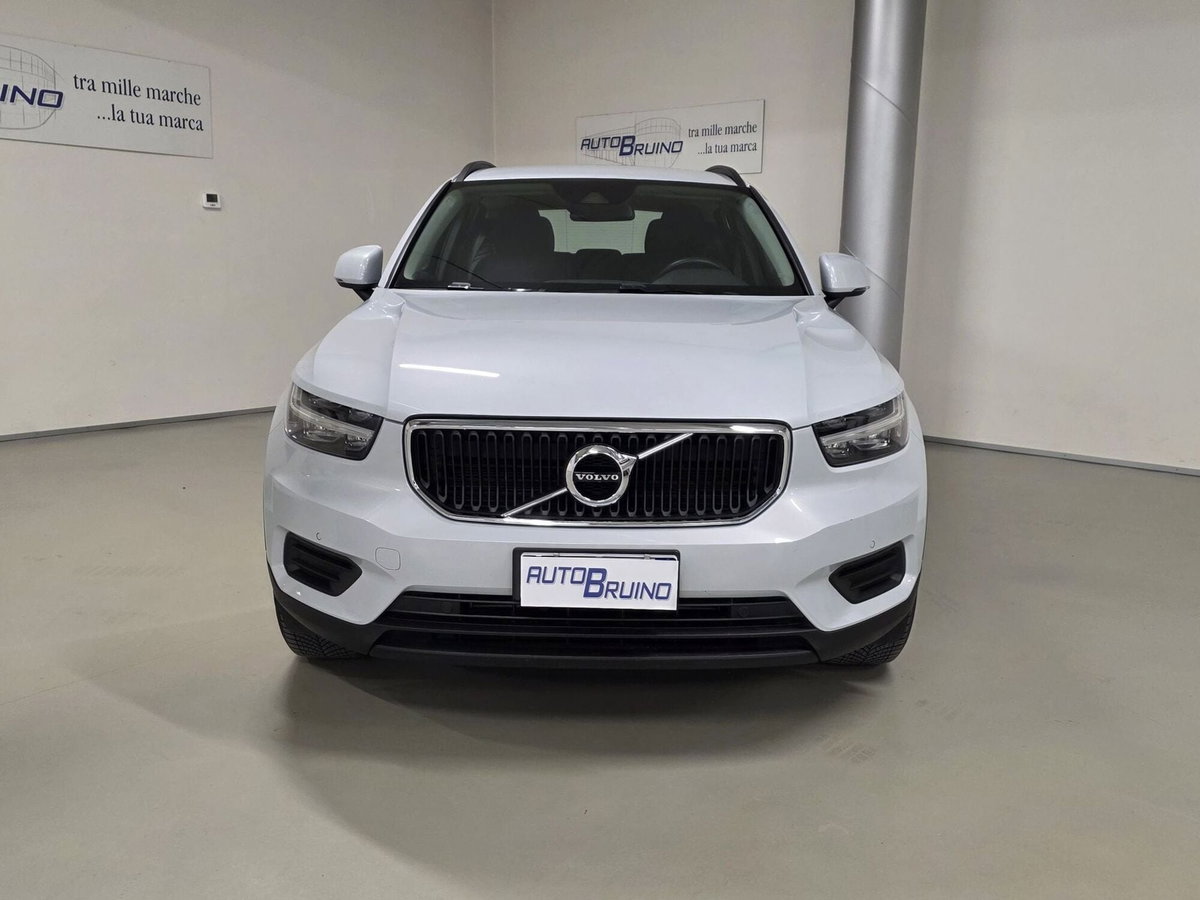 Volvo XC40 T3 Geartronic Momentum Core (2)