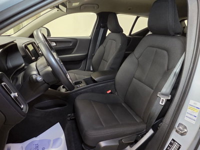 Volvo XC40 T3 Geartronic Momentum Core (9)