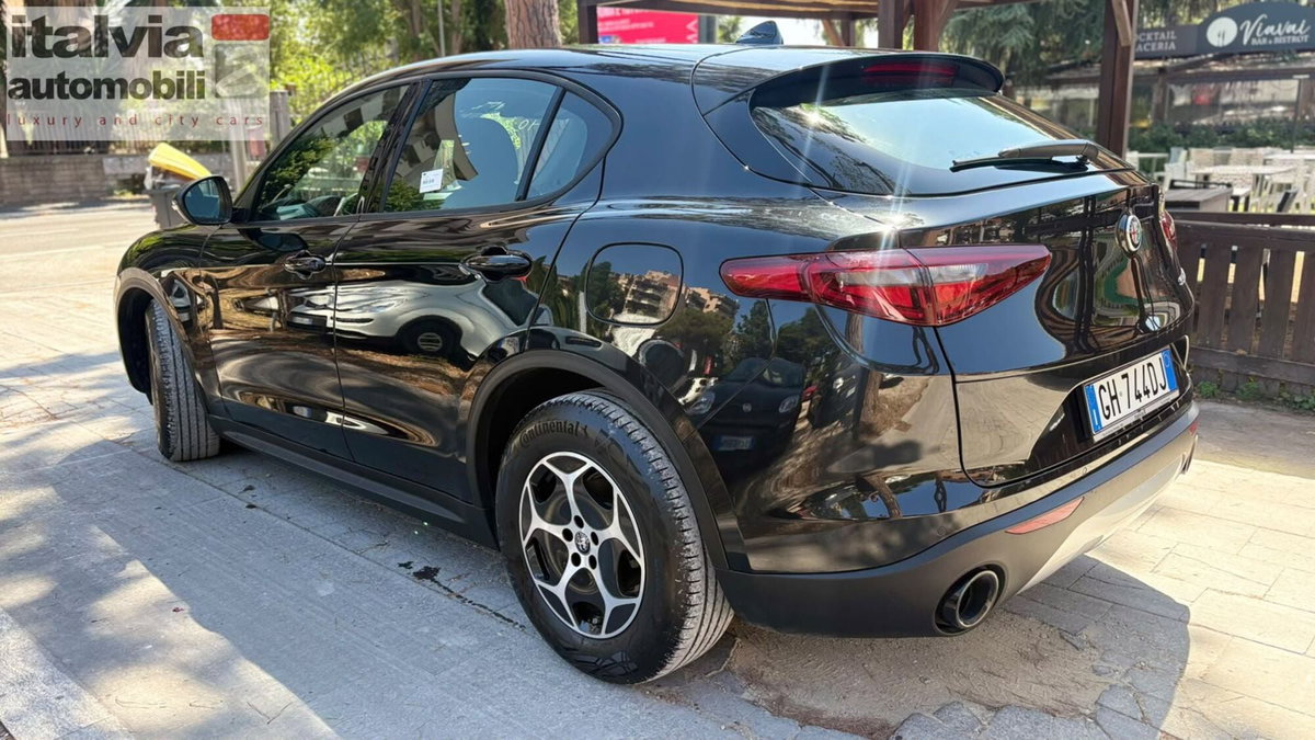 Alfa Romeo Stelvio Stelvio 2.2 Turbodiesel 160 CV AT8 RWD Super Business (4)