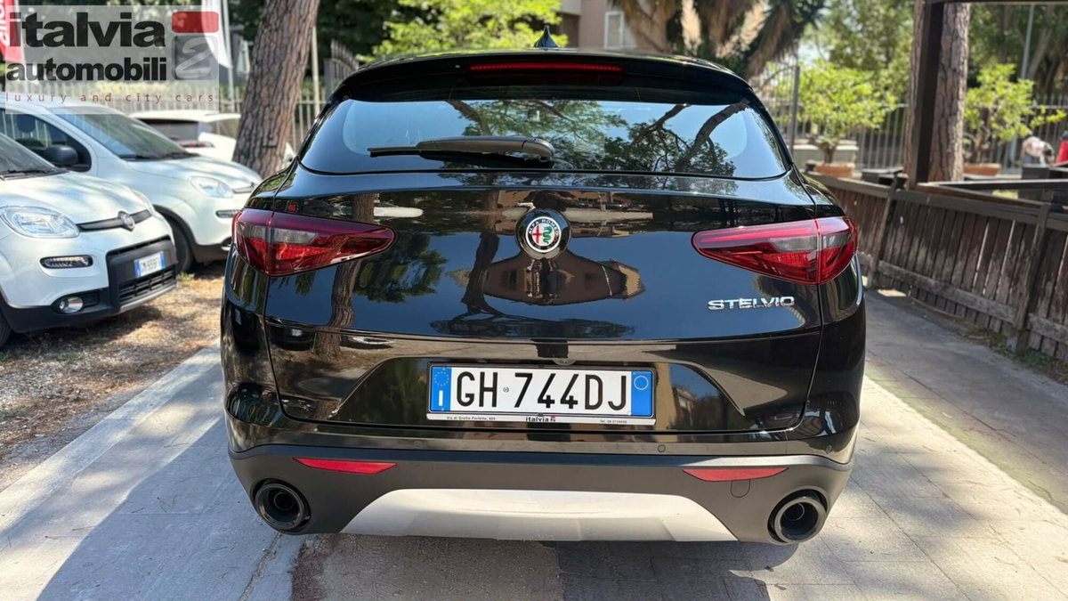 Alfa Romeo Stelvio Stelvio 2.2 Turbodiesel 160 CV AT8 RWD Super Business (5)