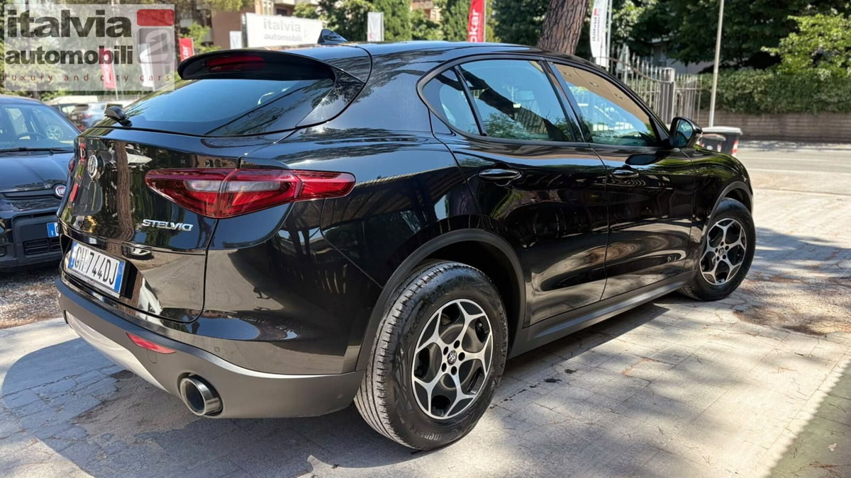 Alfa Romeo Stelvio Stelvio 2.2 Turbodiesel 160 CV AT8 RWD Super Business (7)