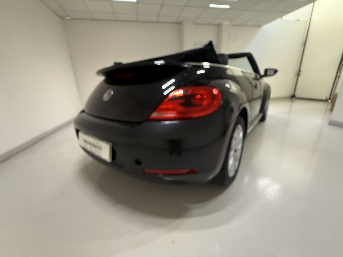 Volkswagen Maggiolino Cabrio 1.2 TSI Design (16)