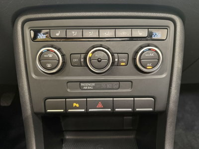Volkswagen Maggiolino Cabrio 1.2 TSI Design (6)