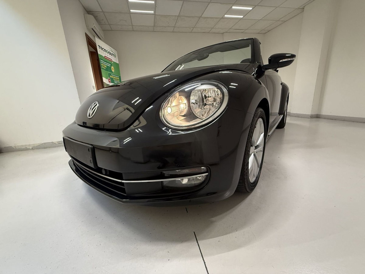 Volkswagen Maggiolino Cabrio 1.2 TSI Design (7)