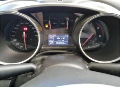Alfa Romeo Giulietta 1.6 JTDm Business 120cv (8)