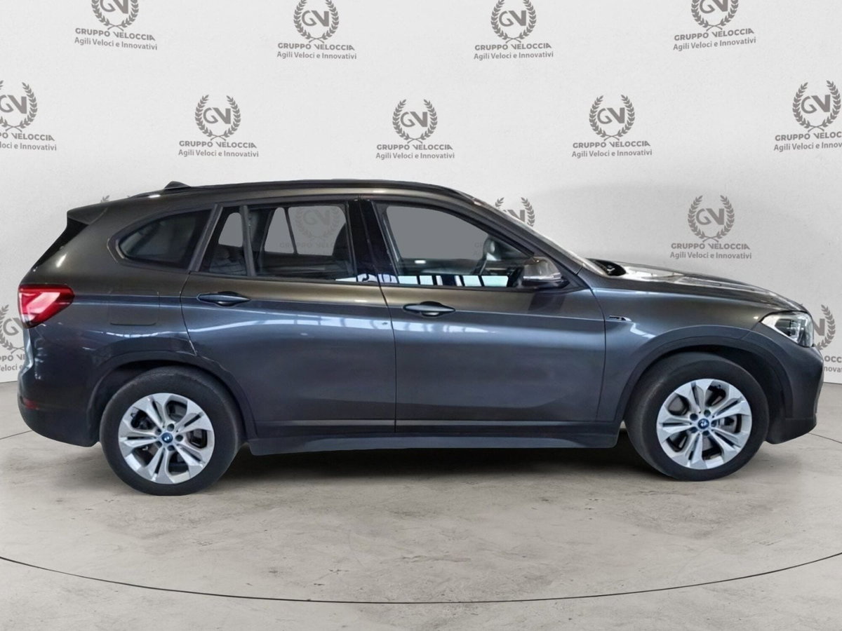 BMW X1 xDrive25e Business Advantage (10)