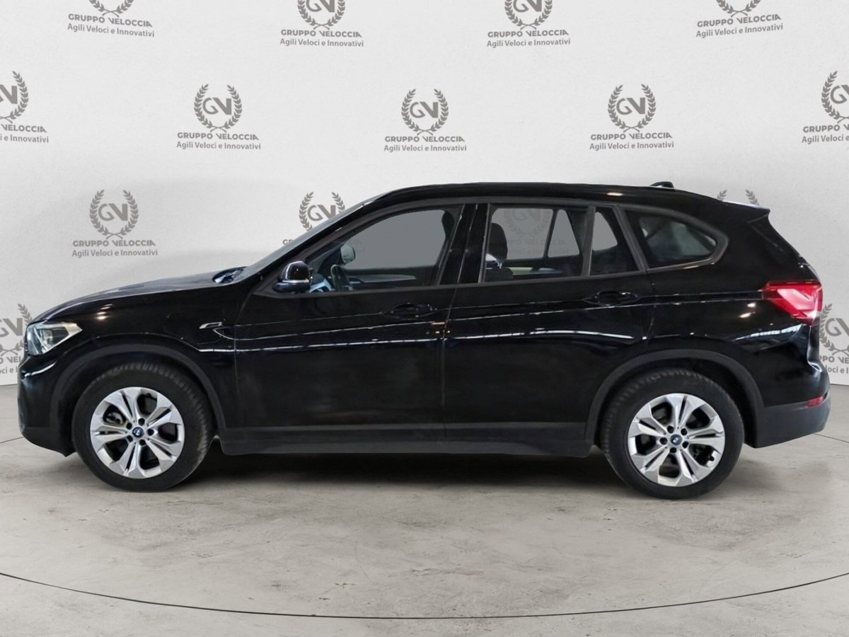 BMW X1 xDrive25e Business Advantage (10)