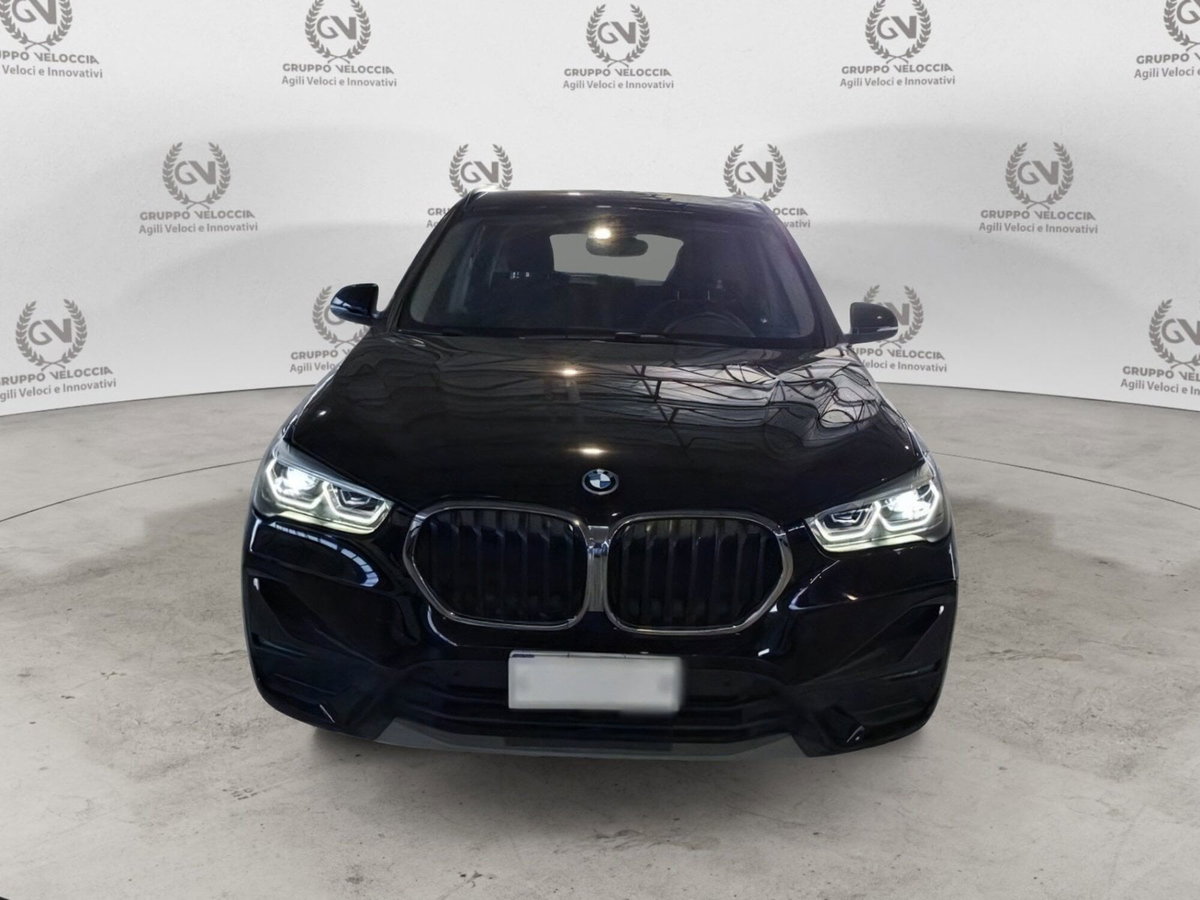 BMW X1 xDrive25e Business Advantage (3)