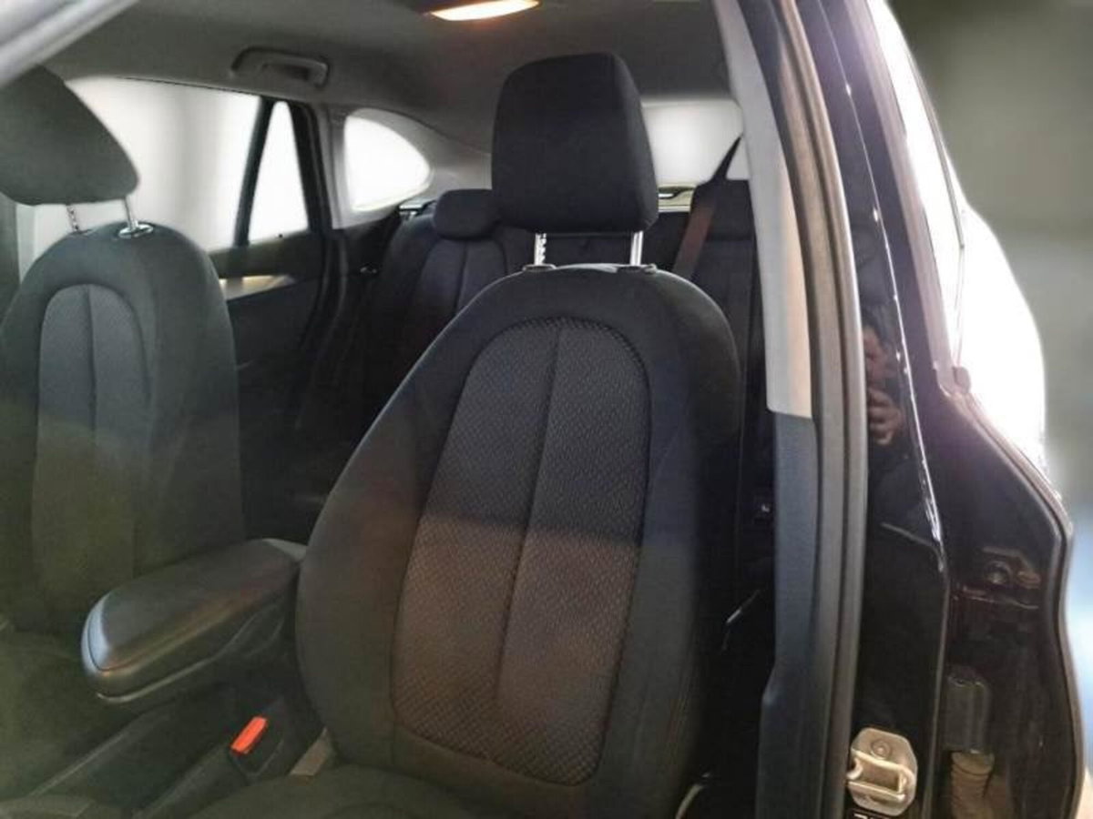 BMW X1 xDrive25e Business Advantage (5)