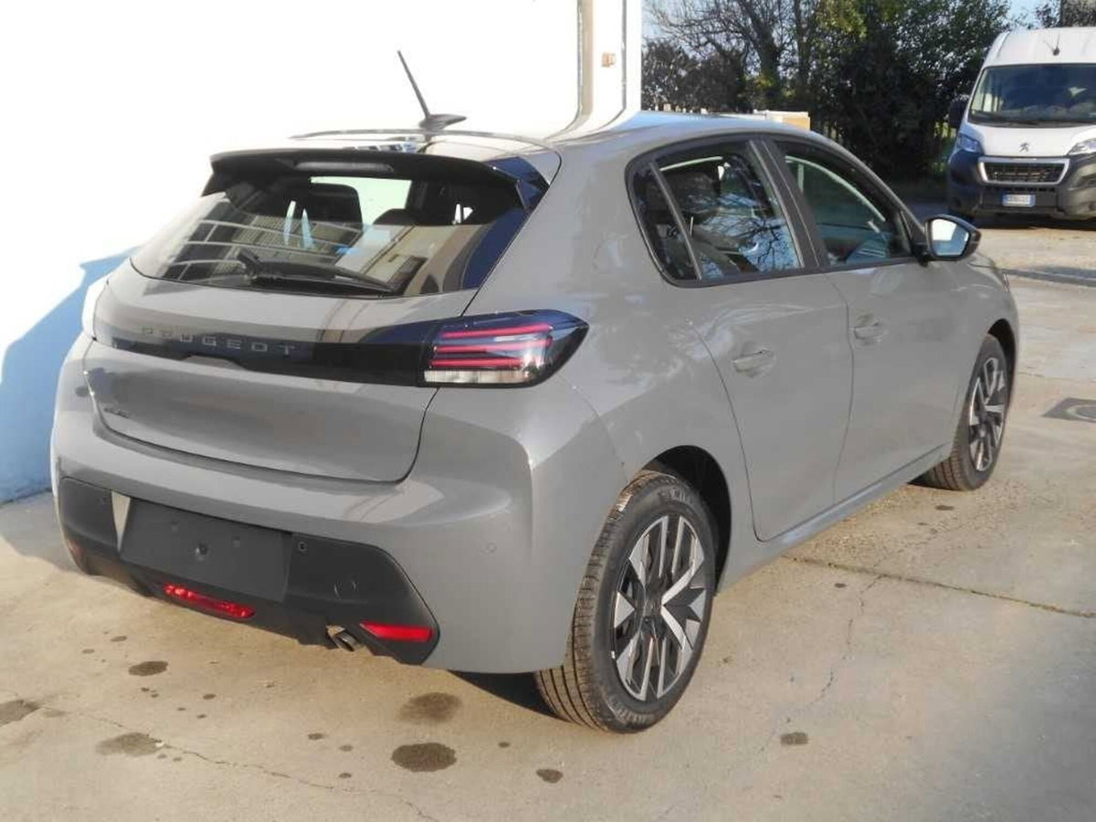 Peugeot 208 PureTech 100 Stop&Start 5 porte Allure (10)