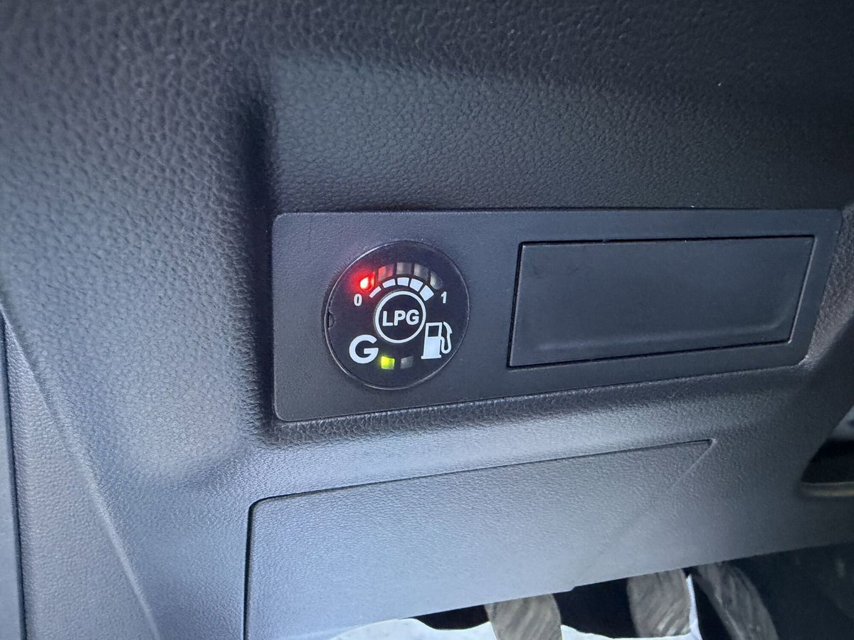 Renault Captur TCe 100 CV GPL Techno (17)