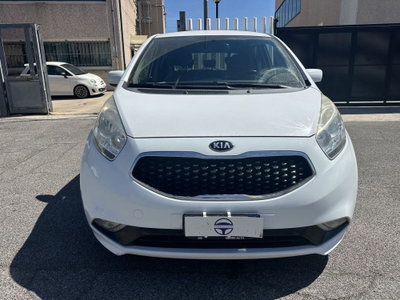 Kia Venga 1.4 CVVT Cool (2)