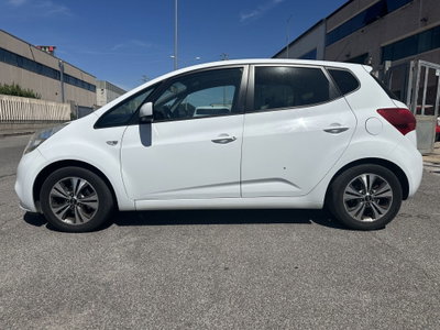 Kia Venga 1.4 CVVT Cool (3)