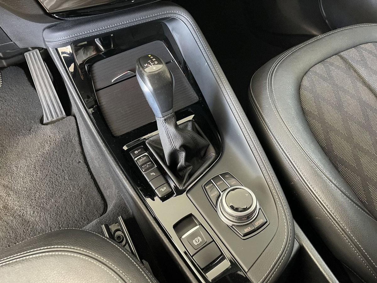 BMW X1 sDrive 18d xLine (8)