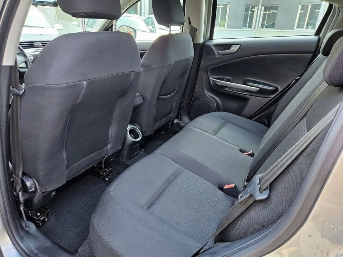Alfa Romeo Giulietta 1.4 tb Progression 105cv E6 (7)