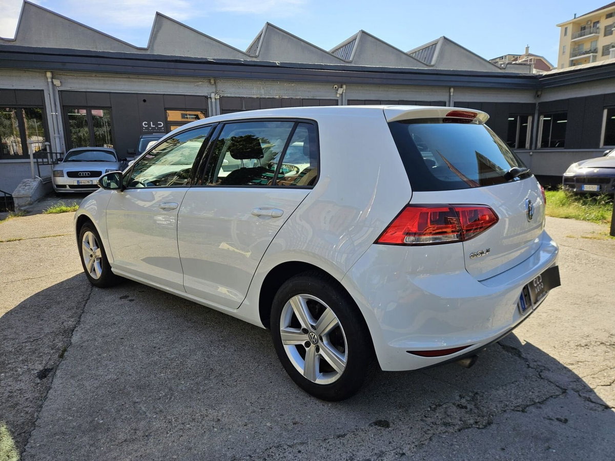 Volkswagen Golf 1.6 TDI 5p. Highline BlueMotion Technology (6)