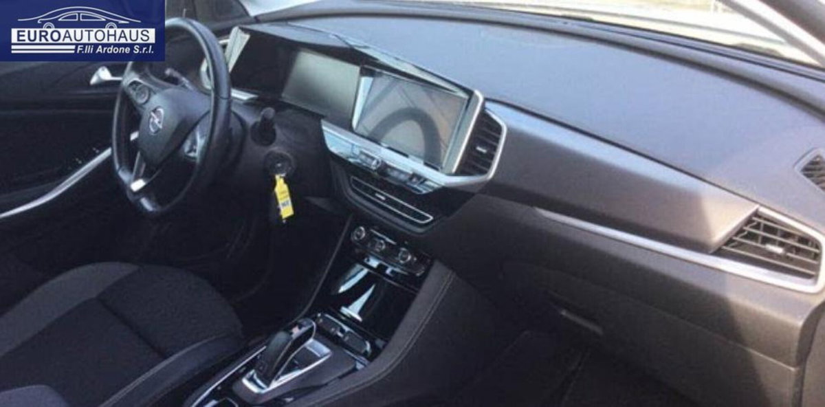 Opel Grandland 1.5 ecotec Ultimate s&s 130cv at8 (4)