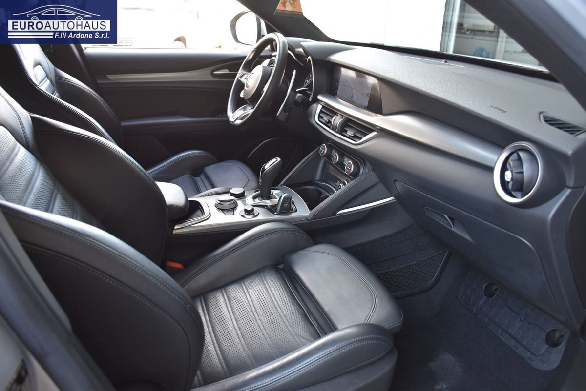 Alfa Romeo Stelvio Stelvio 2.2 Turbodiesel 190 CV AT8 Q4 Sprint (19)