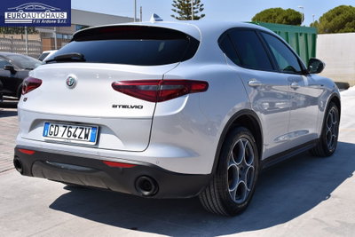 Alfa Romeo Stelvio Stelvio 2.2 Turbodiesel 190 CV AT8 Q4 Sprint (4)