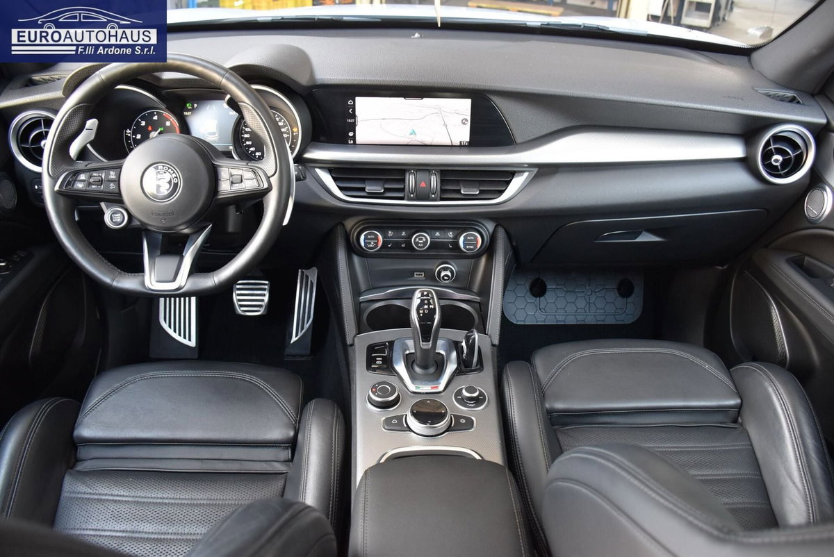 Alfa Romeo Stelvio Stelvio 2.2 Turbodiesel 190 CV AT8 Q4 Sprint (7)