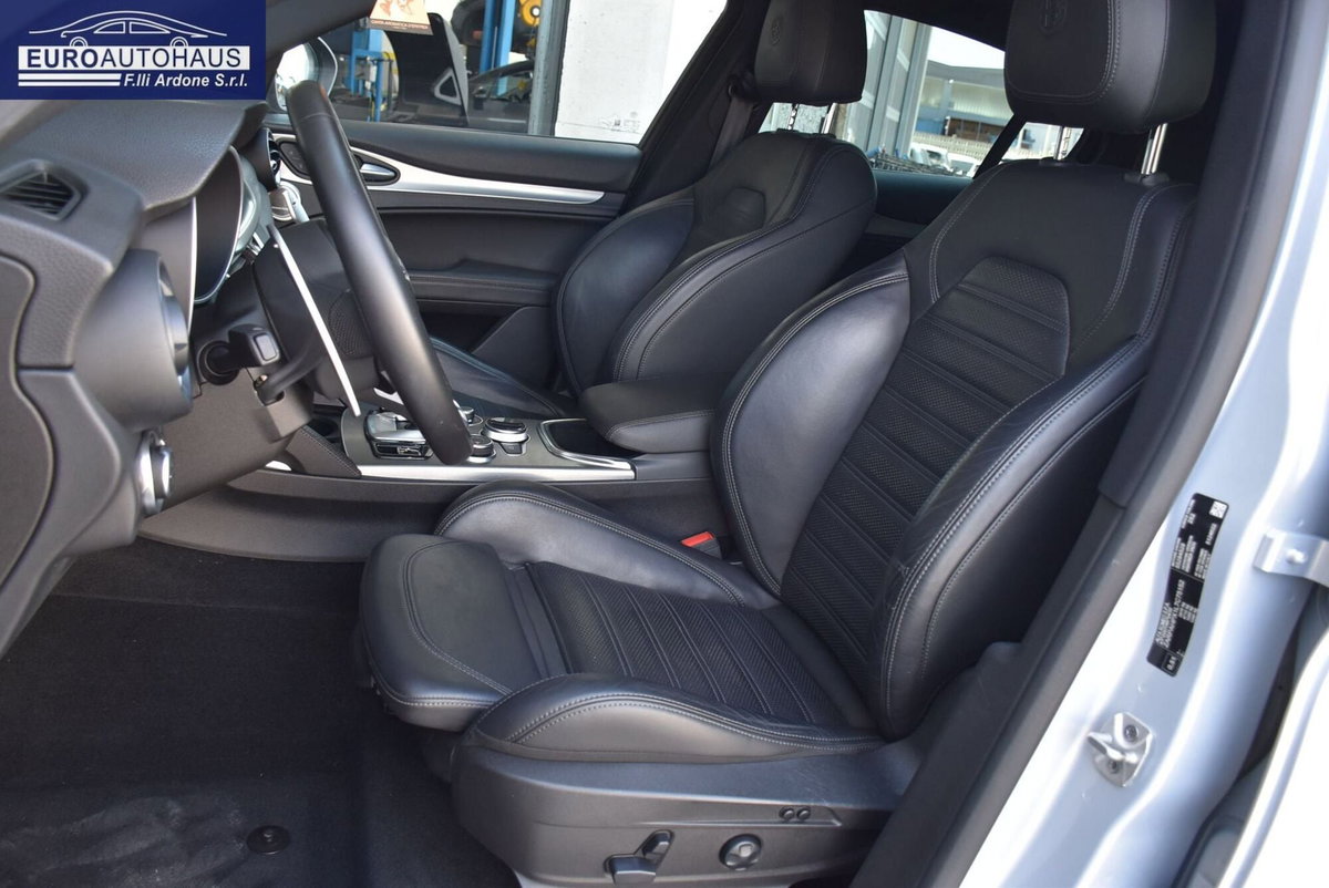 Alfa Romeo Stelvio Stelvio 2.2 Turbodiesel 190 CV AT8 Q4 Sprint (8)