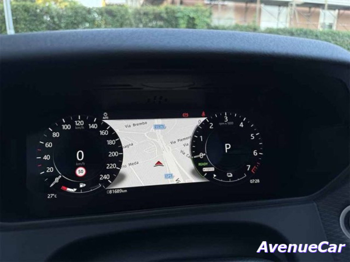 Land Rover Range Rover Velar 2.0 Si4 300 CV (11)
